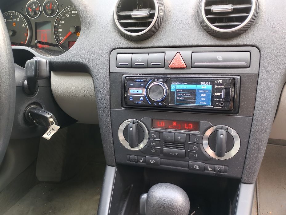 Panel klimatronika audi a3 8p