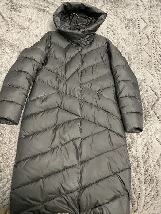 Куртка жіноча тепла ,подовжена.