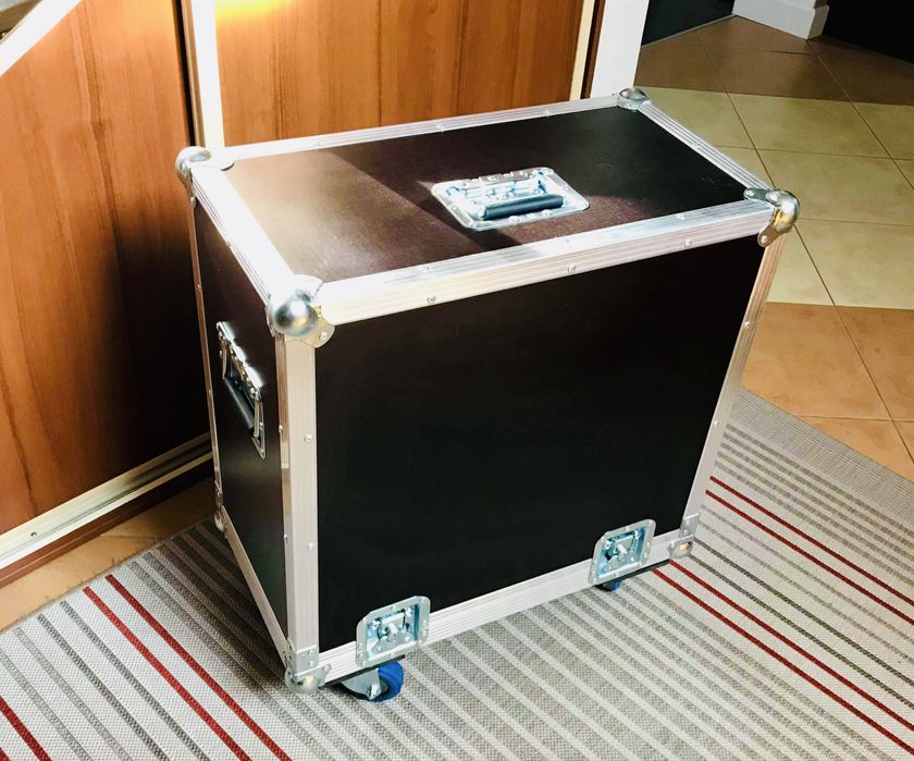 Wzmacniacz lampowy Line 6 Valve 112 by Bogner + case + footswitche