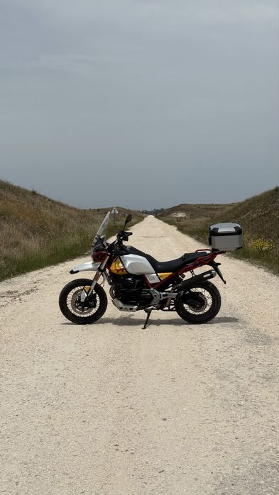 Moto guzzi V85TT
