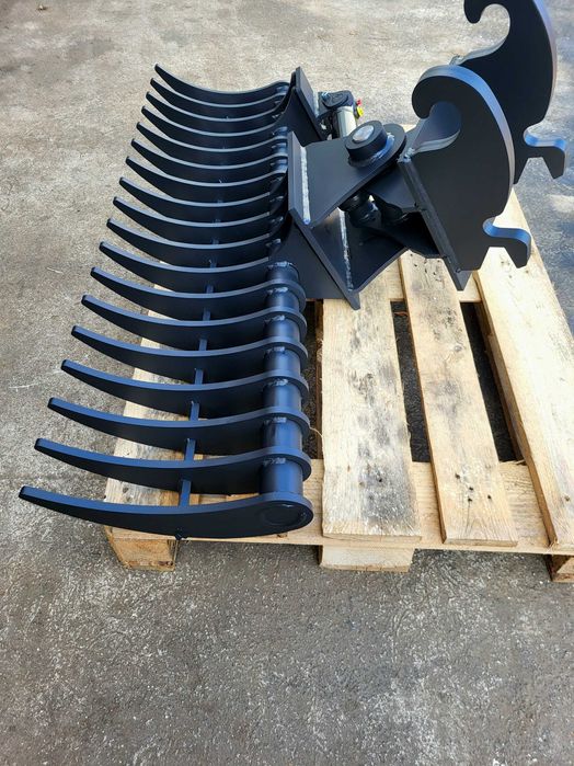 Grabie poziomowane hydraulicznie ukosowane do minikoparki 120cm