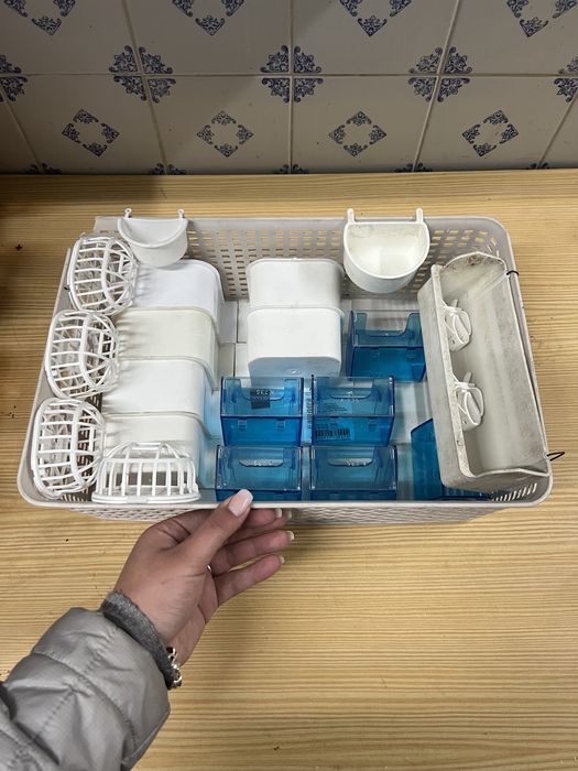 Acessórios aves - comedouros, suportes etc