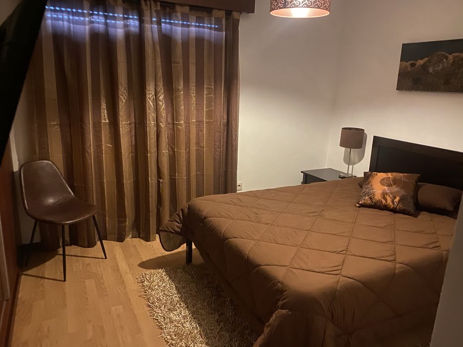 Arrendamento de quarto com despesas em T3
