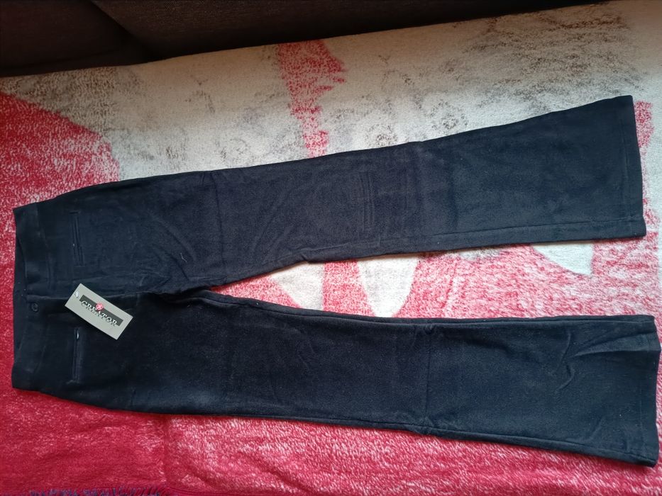 Spodnie damskie z polaru rozmiar 36.