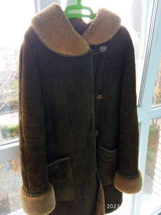 Продам дубленку женскую