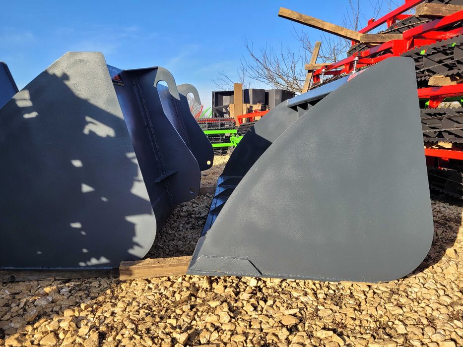 Łyżka/ łycha Objętościowa do zboża do ładowacza ciągnika/ ładowarki