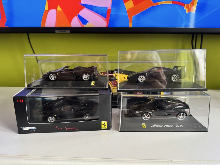 Zestaw 4 czarnych Ferrari skala 1/43 Lubin • OLX.pl