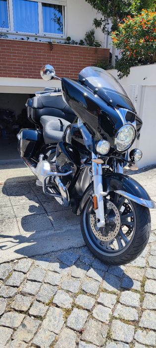 VENDO OU TROCA POR 4X4. BMW R 18 Transcontinental.