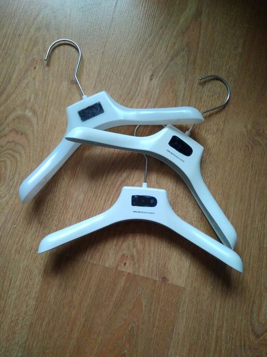 Вешалки,плечики детские, 26 см