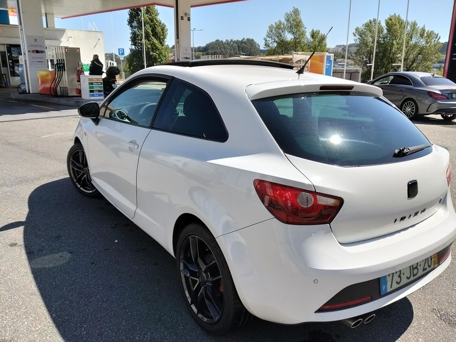 SEAT Ibiza FR 2.0Tdi 143cv ano 2010