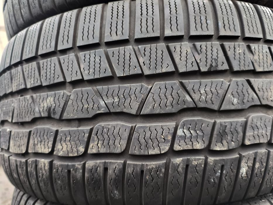 245/45R17 Continental комплект зима.
