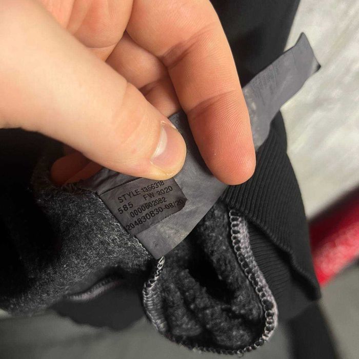 Худи M Under Armour черная кофта M