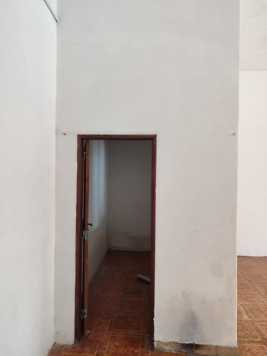 Arrendo Armazém na Malveira