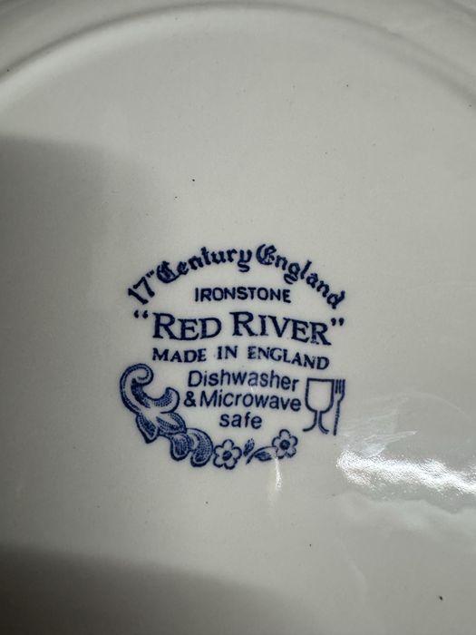 3 pratos ladeiros Red River England