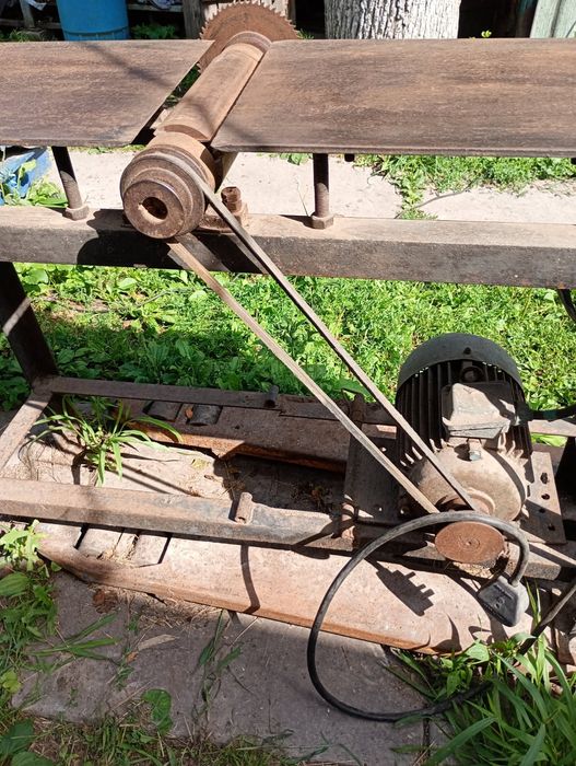 СРУГАЛЬНО-ЦИРКУЛЯРНИЙ верстка, циркулярка