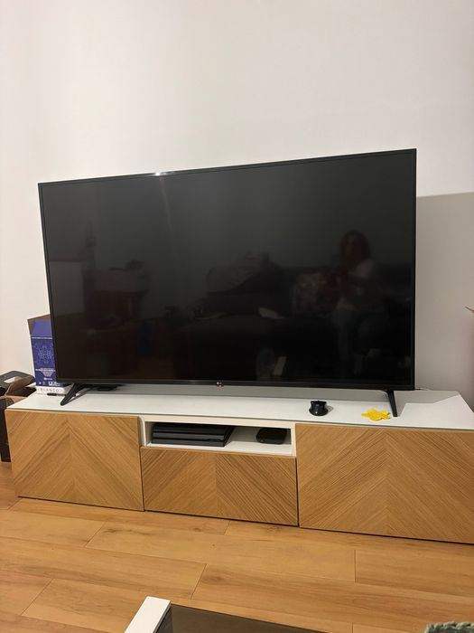 Móvel de televisão