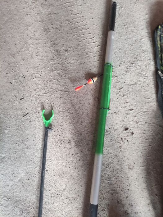 Продам дві вудки