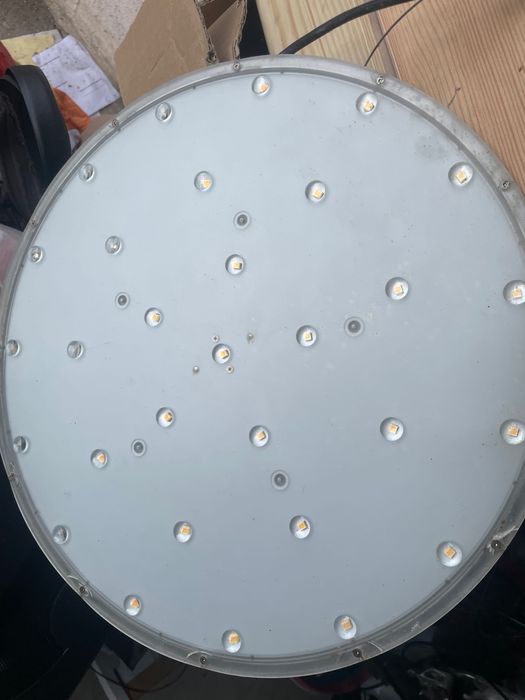 Lampa ledowa wiszaca sufitowa