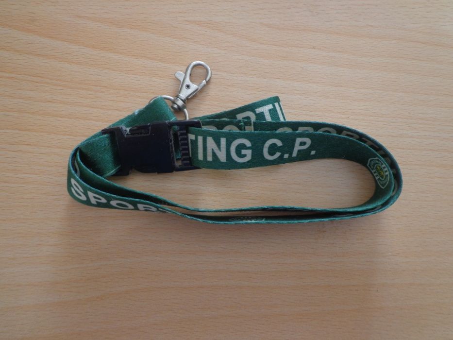 Acessórios Sporting Clube de Portugal(Cachecol+Boné+Fita+Pulseira)