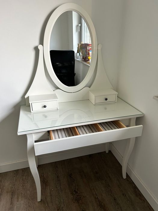 Toaletka Ikea stan bardzo dobry
