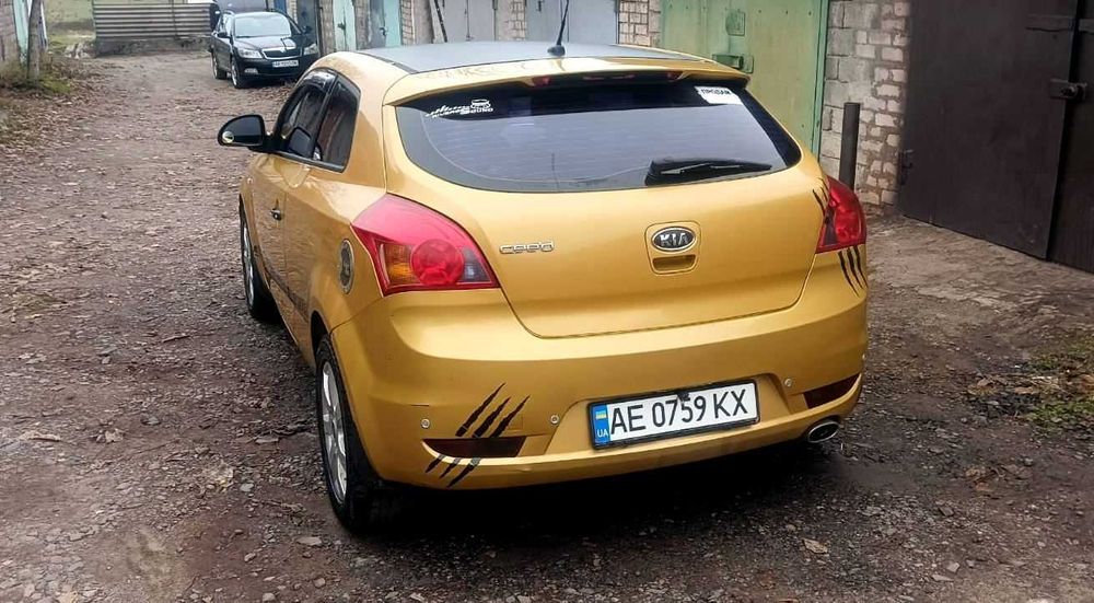 Автомобіль KIA  CEE’D 2008 р. Бензин/Газ,1,4л MT (109 к.с.)