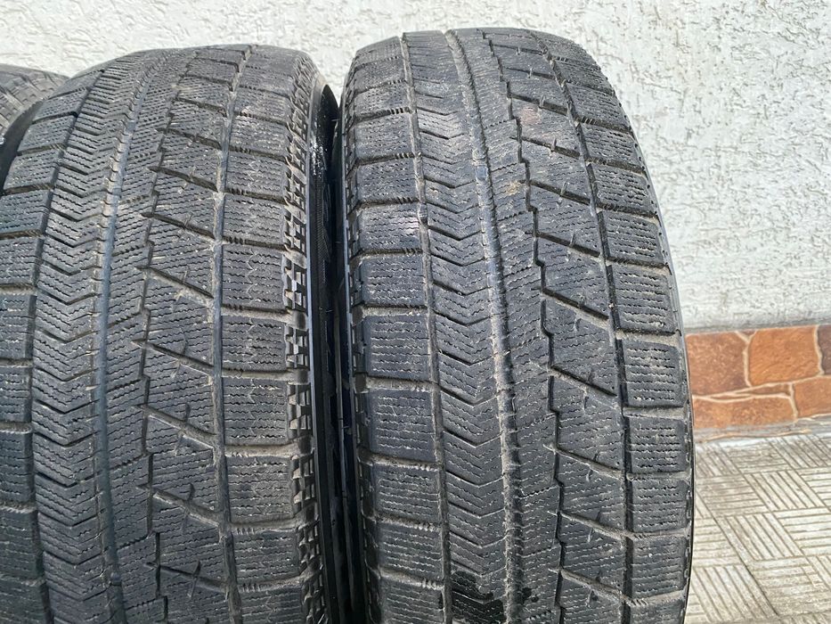 Шини Bridgestone r15 зима