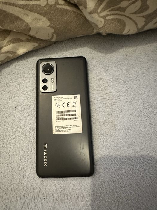 Xiaomi 12, em bom estado, com 256 gb