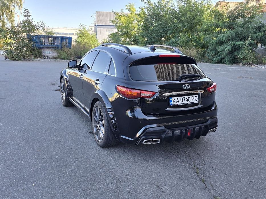 Infiniti S51. FX 35. QX70. FX37