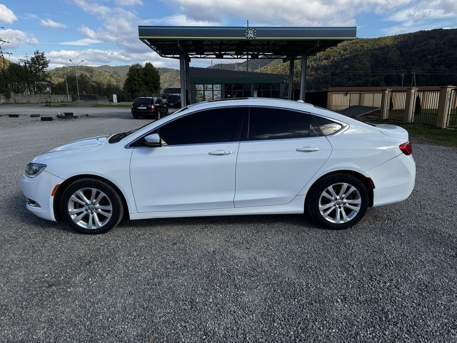 Продам Chrysler 200 2015 рік 2.4і