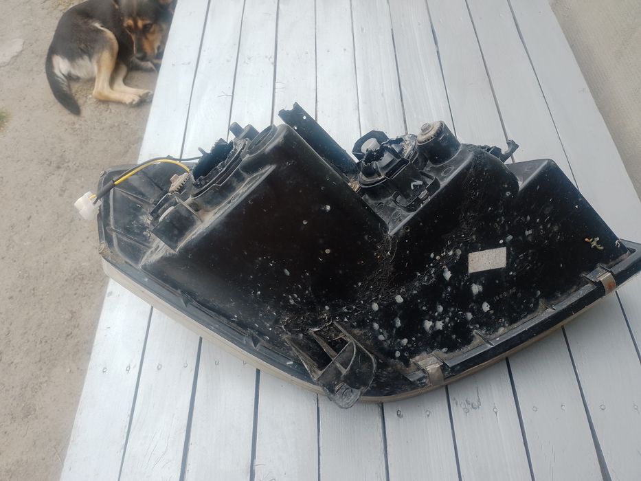 Продам ліву фару Geely MK