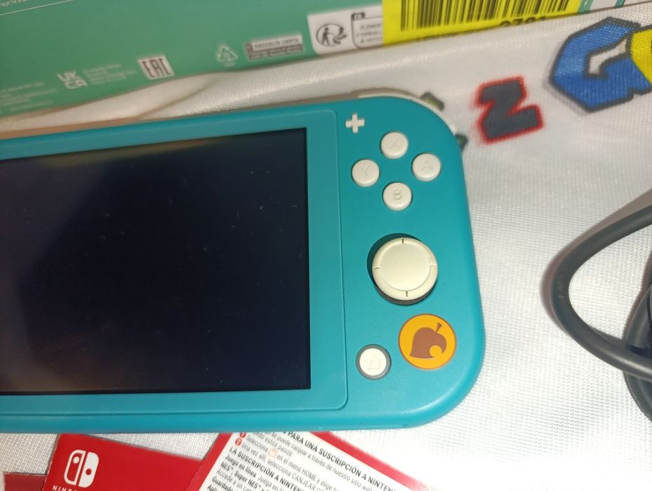 Konsola Nintendo Switch Lite edycja Animal Crossing ładny stan sprawna