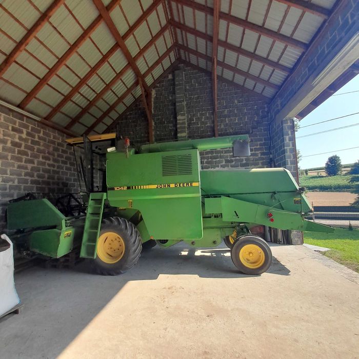 Kombajn John Deere 1042