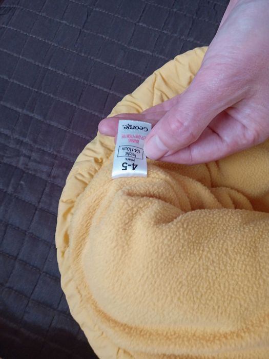 Куртка для дівчинки 104-110