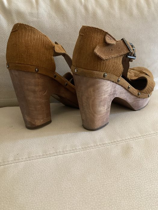 Sandalias fechadas cubanas 39