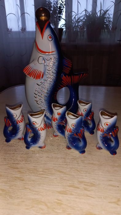 Продаєтьсястатуетки рибки