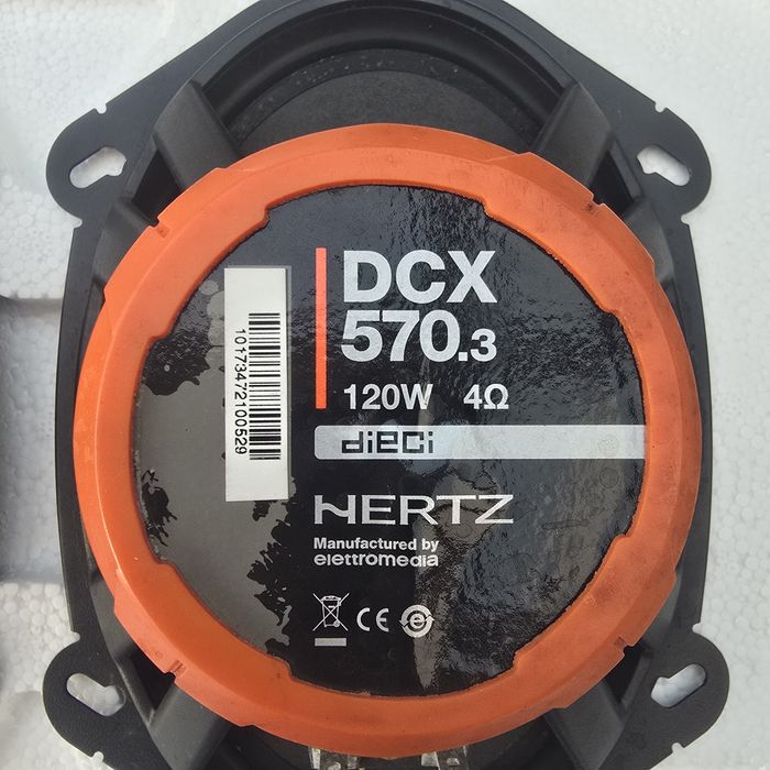 Colunas Hertz DCX 570.3
