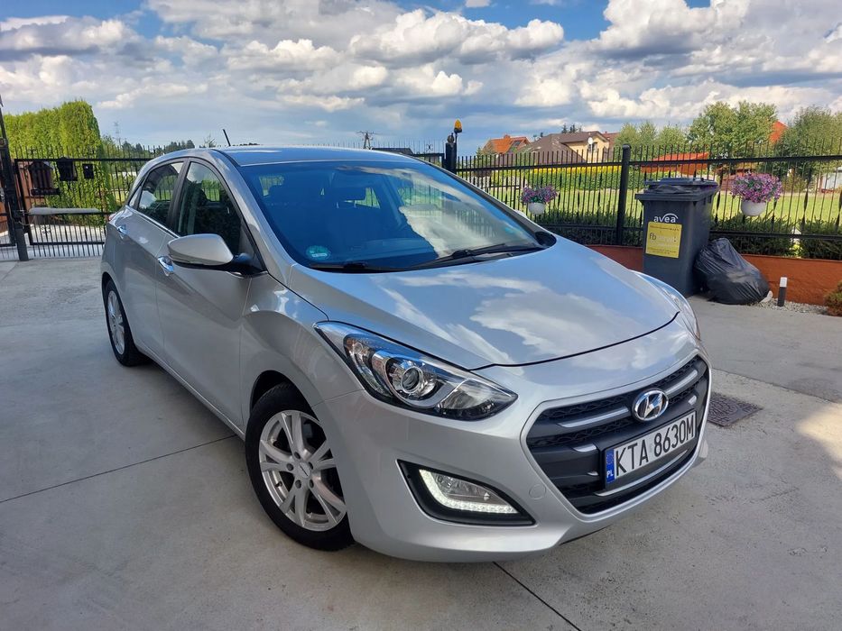 Hyundai I30 YES! Kamera Nawigacja Klimatronik Lift 2015