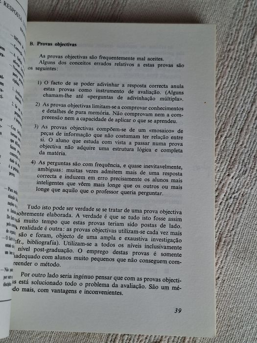 Manual de Avaliação Escolar por Pedro Morales Vallejo