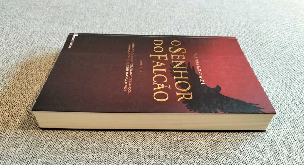 Livro "O senhor do falcão" de Valeria Montaldi