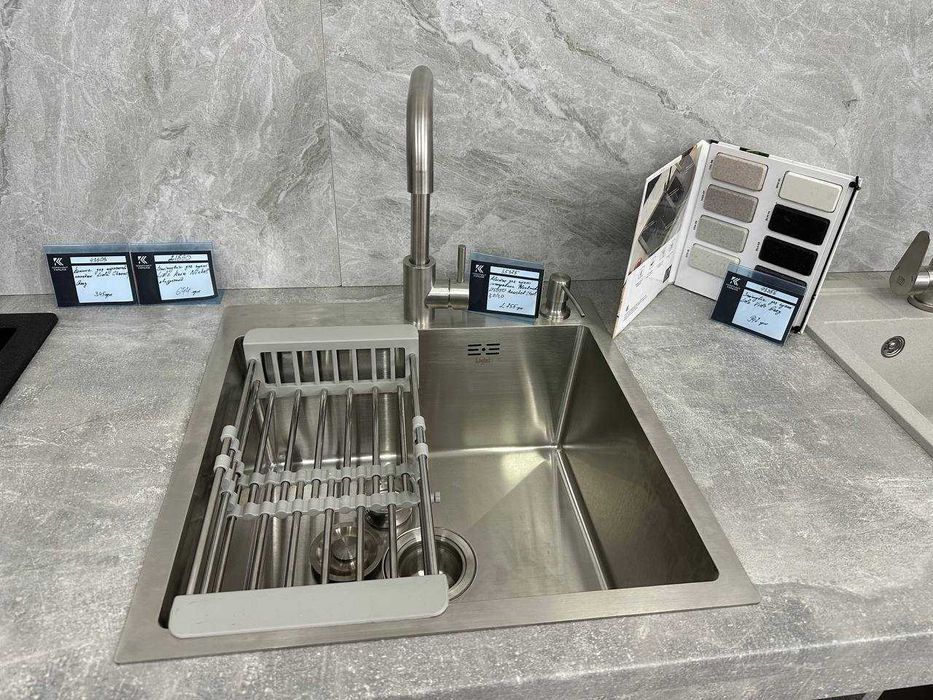 Мийка, змішувач з подарунком, нові. Склад опт ціни, розпродаж