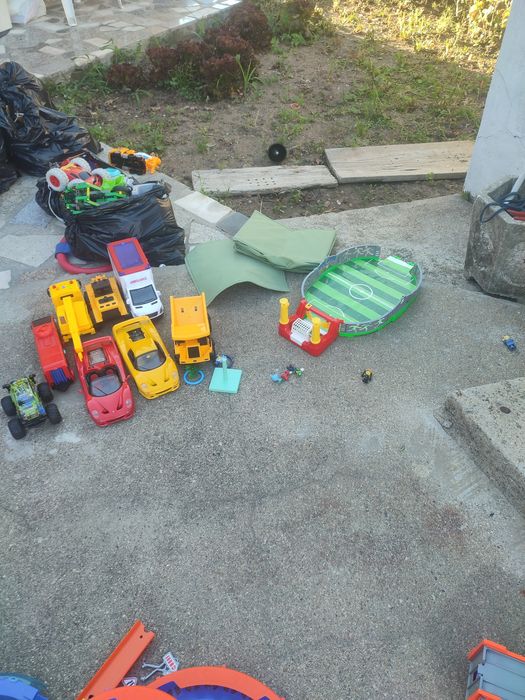 Vários brinquedos