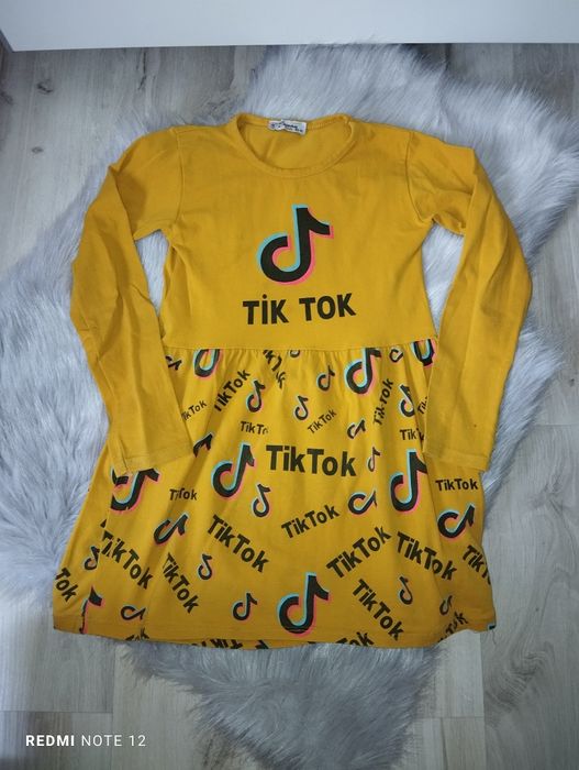 Sukienka z długim rękawem Tik Tok bawełniana