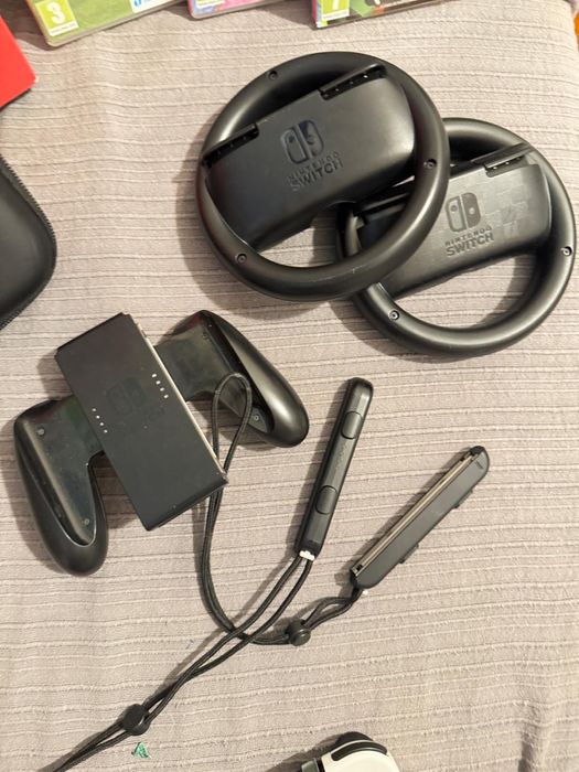 Nintendo Switch com jogos e acessórios – Garantia