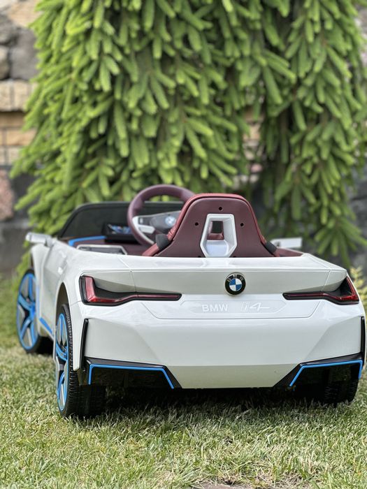 Дитячий електромобіль BMW i4  12V 2×35W пульт детский електромобіль