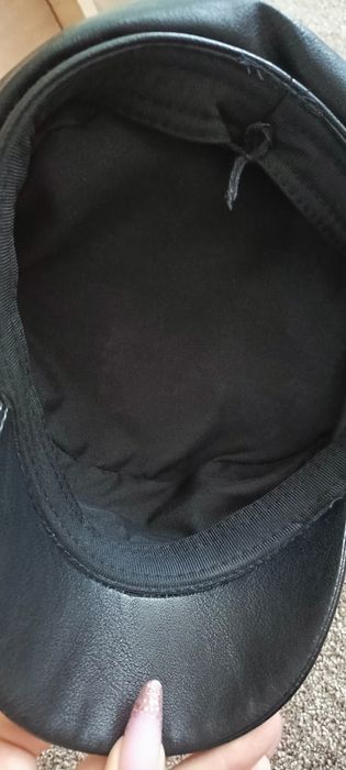 Kaszkiet damski czarny