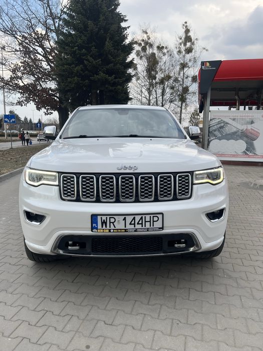 Jeep Grandcheeroke Overland 5.7 Hemi