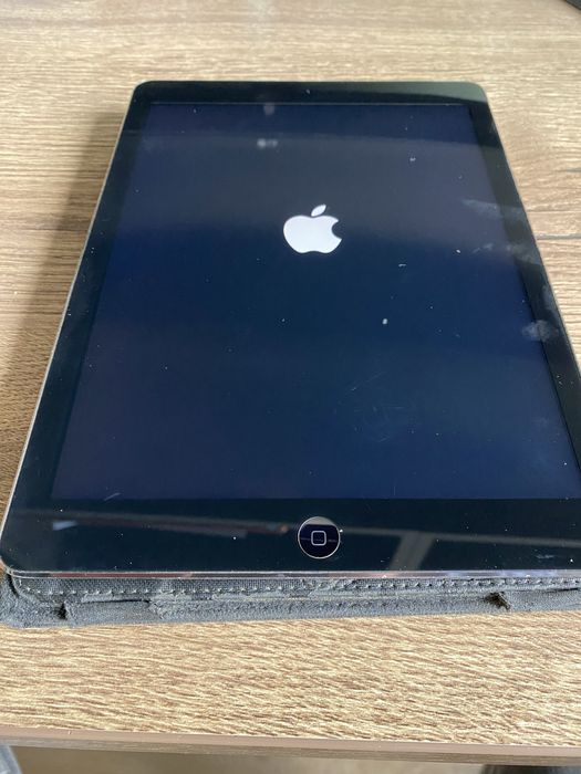 Tablet Apple Ipad Air A1475 (1st gen) 16GB Cellular Space Gray