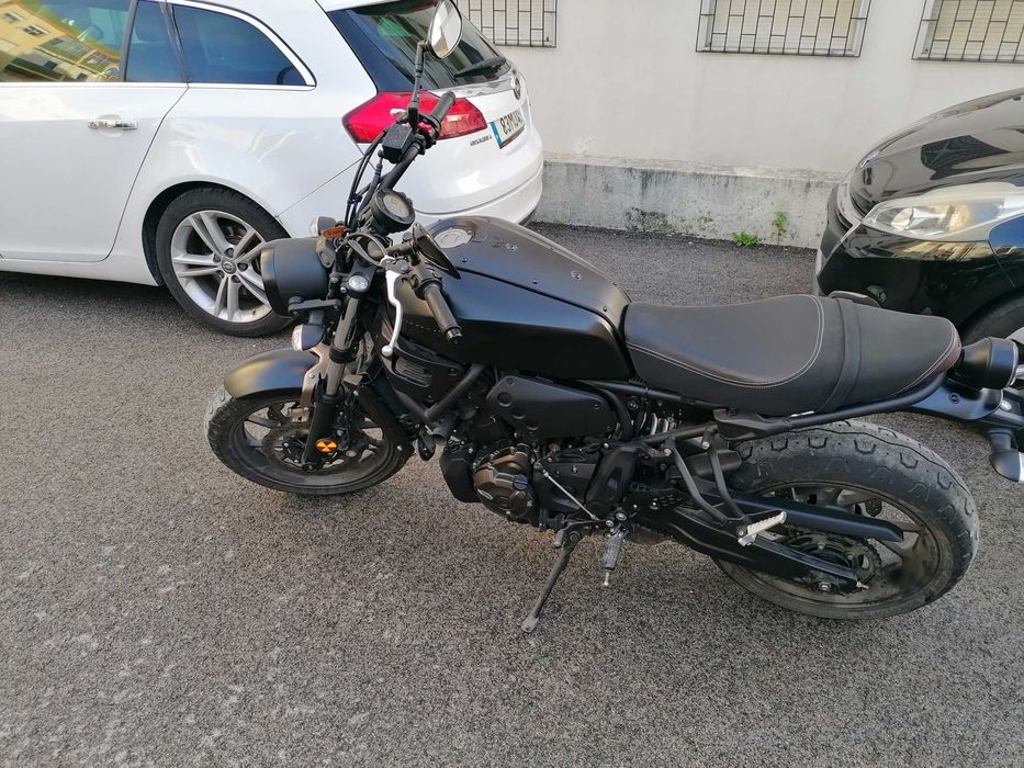 Yamaha XSR 700 Preta