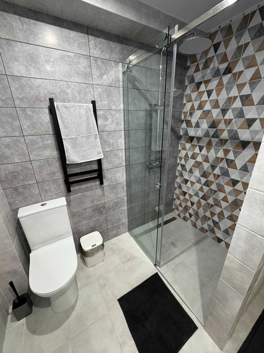 Оренда - Будинок, Басейн (з підігрівом), Альтанка, Барбекю, Лазня, Чан