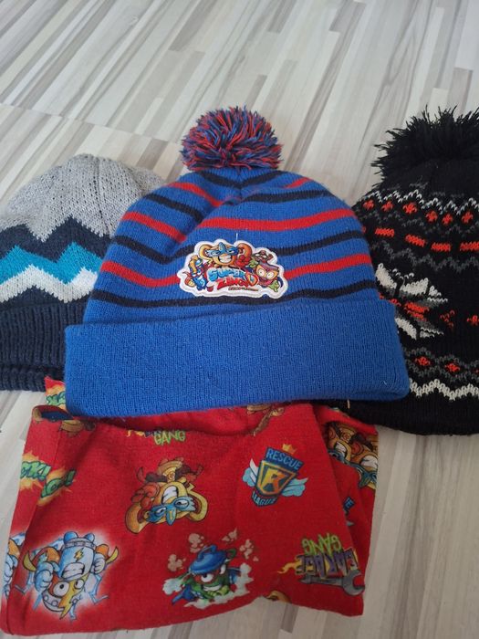 Czapki i komin dla chłopca